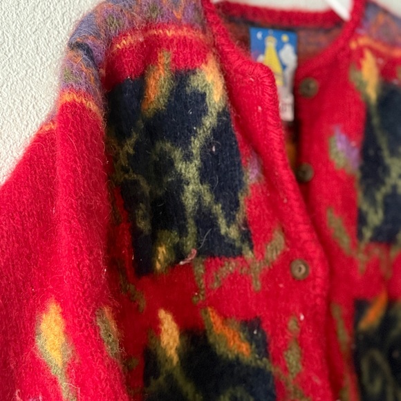 Newari Women's Red 100% Wool Cardigan Sweater size S/M - Picture 7 of 9